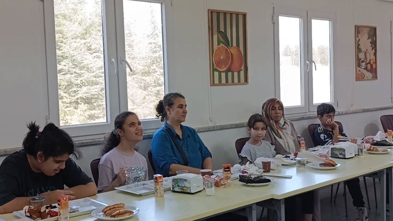 Engelli Topluluğu, Lüleburgaz'da Mevlid-i Nebi Haftası'nda Bir Araya Geldi
